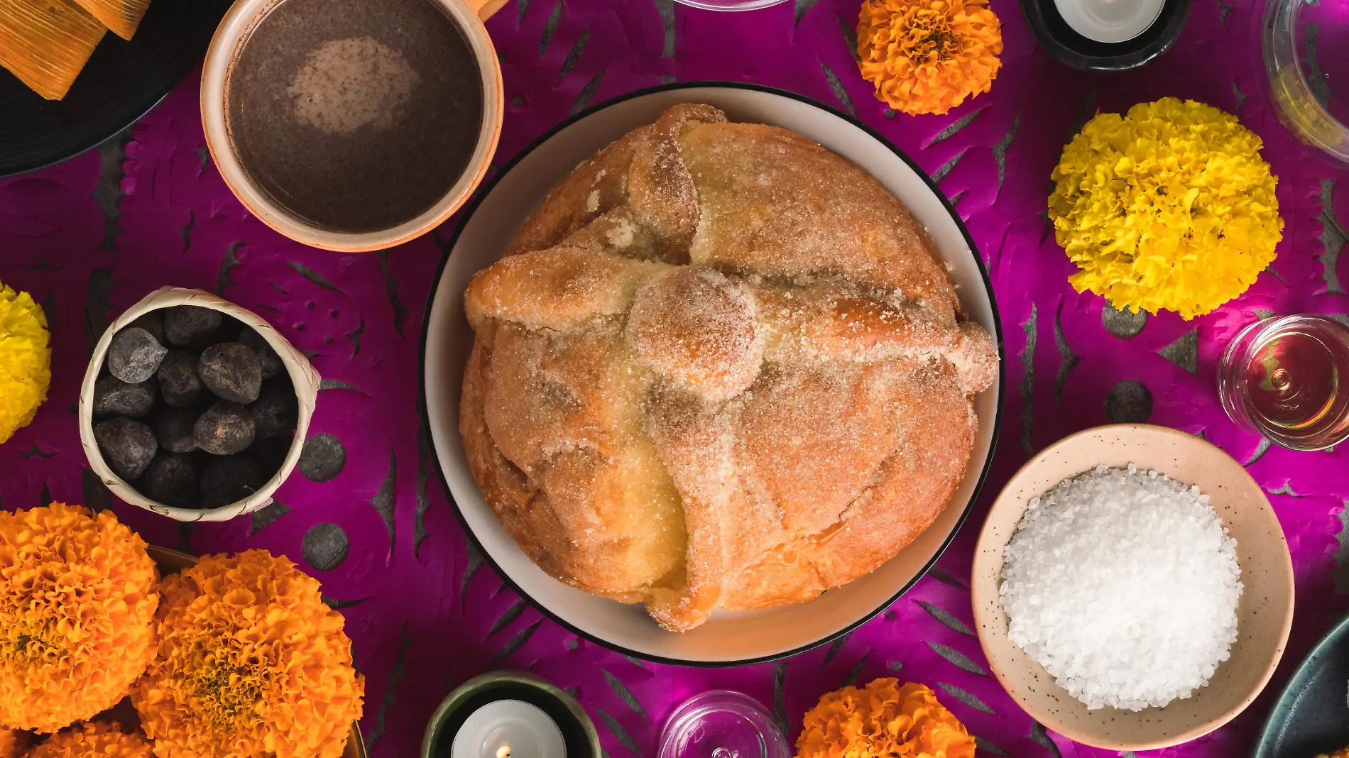 PAN DE MUERTO